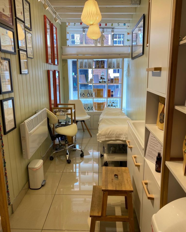 30C3F3A8 67AF 4CC3 8A72 A970E3CFEB32 768x960